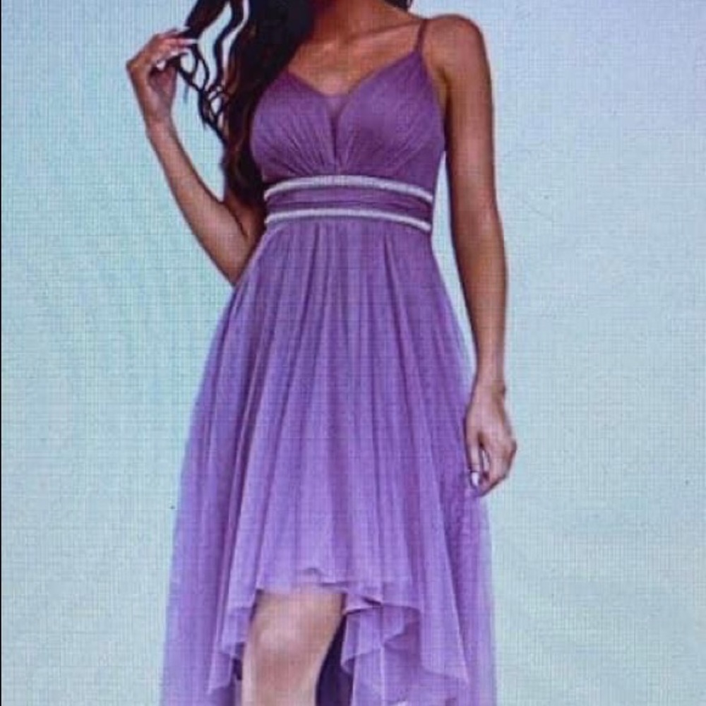 Ever-Pretty woman’s V neck A-line high low party dress. Size 6, orchid color